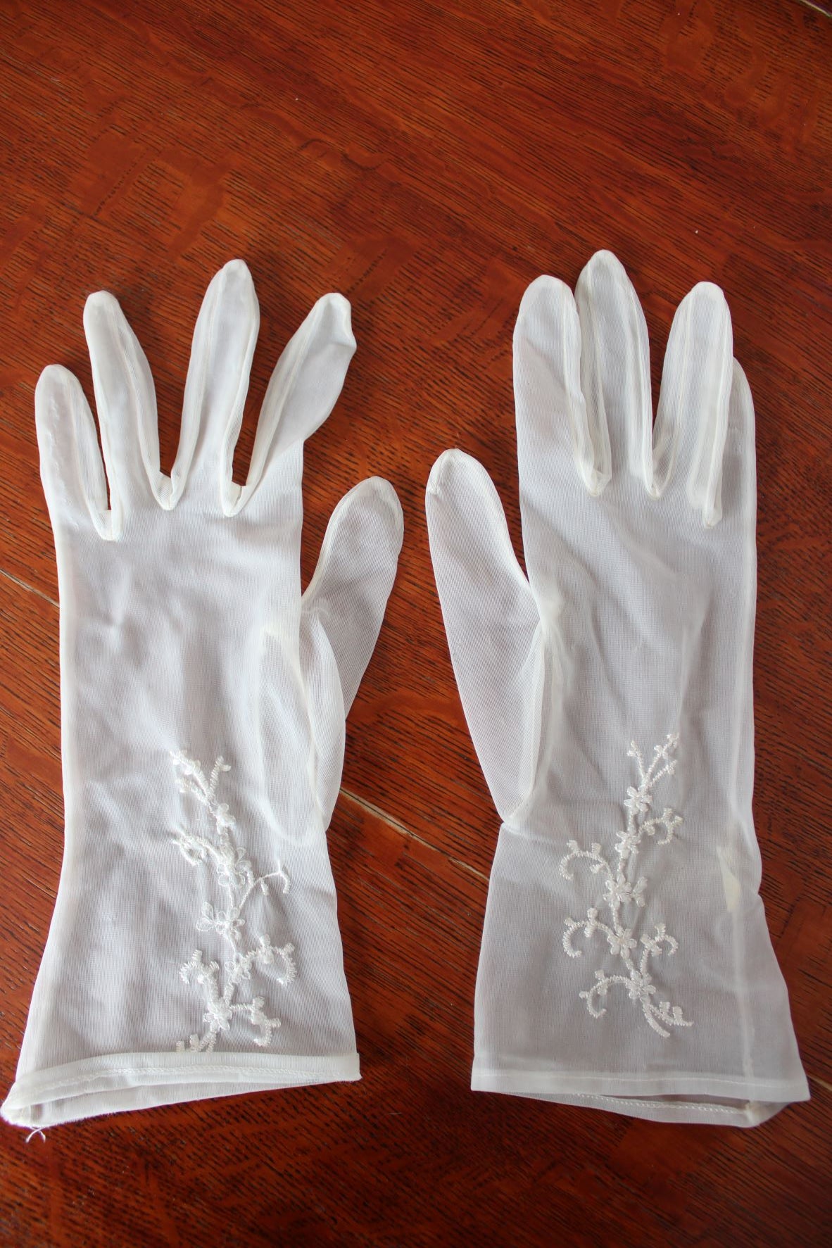 Pair Of Vintage Sheer Ladies Gloves