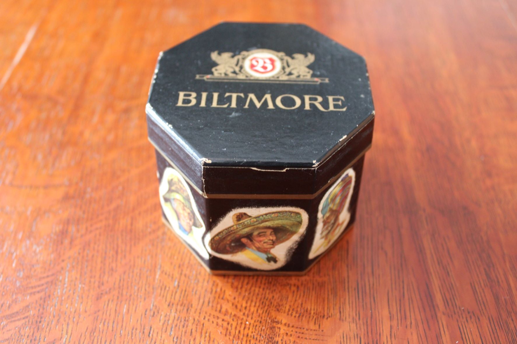 Vintage Biltmore Miniature Size Hat Box