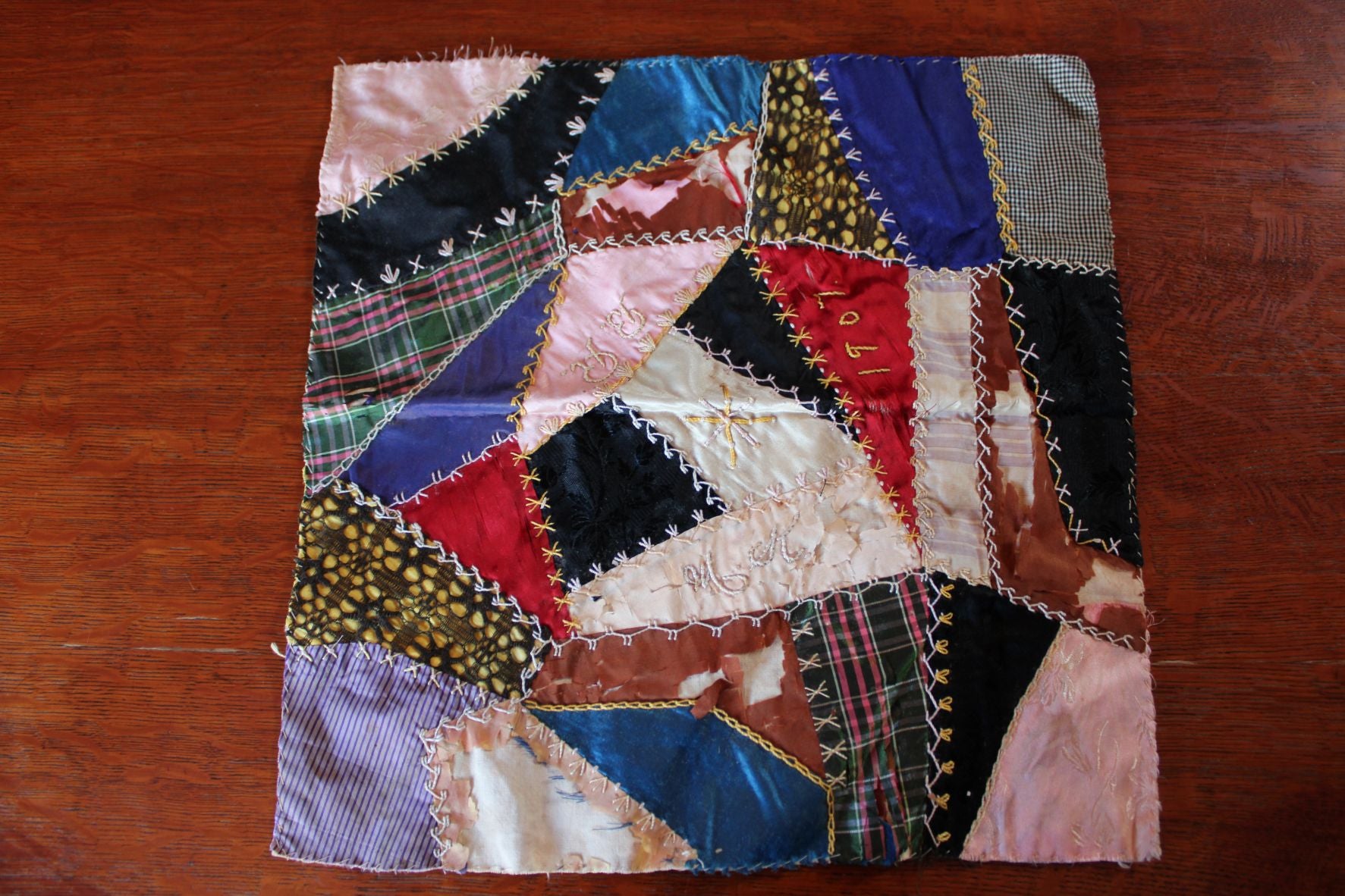 Old Crazy Quilt Quilt Square
