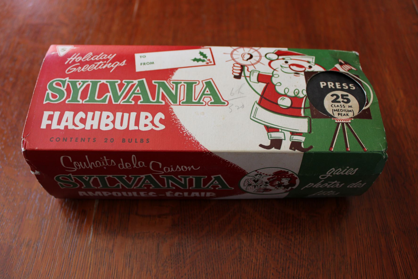 Vintage Box of Sylvania Flashbulbs - "Holiday Greetings" Packaging