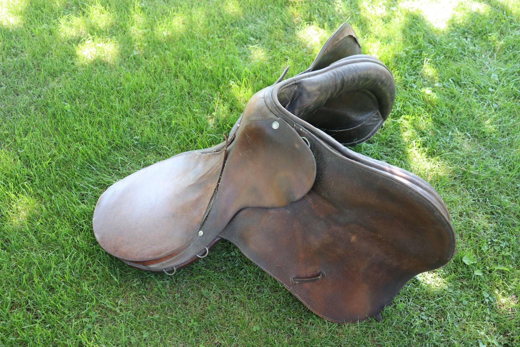 Vintage Leather Saddle - English Style - Italy