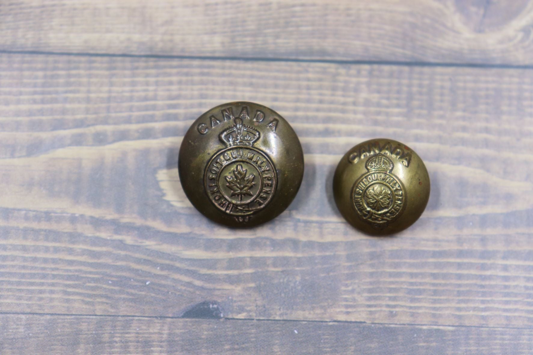 Vintage Canadian Military Buttons - General Service