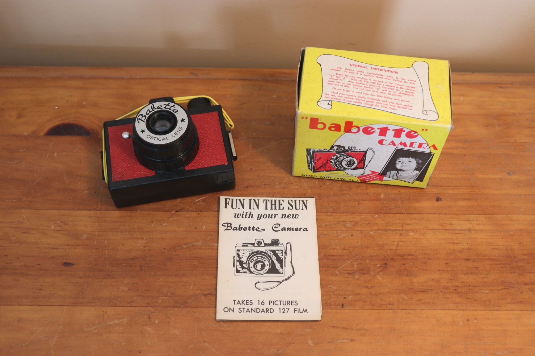 Vintage Babette Camera In It's Original Box