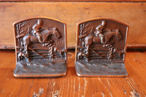 Vintage Pair of Bookends - The Hunt