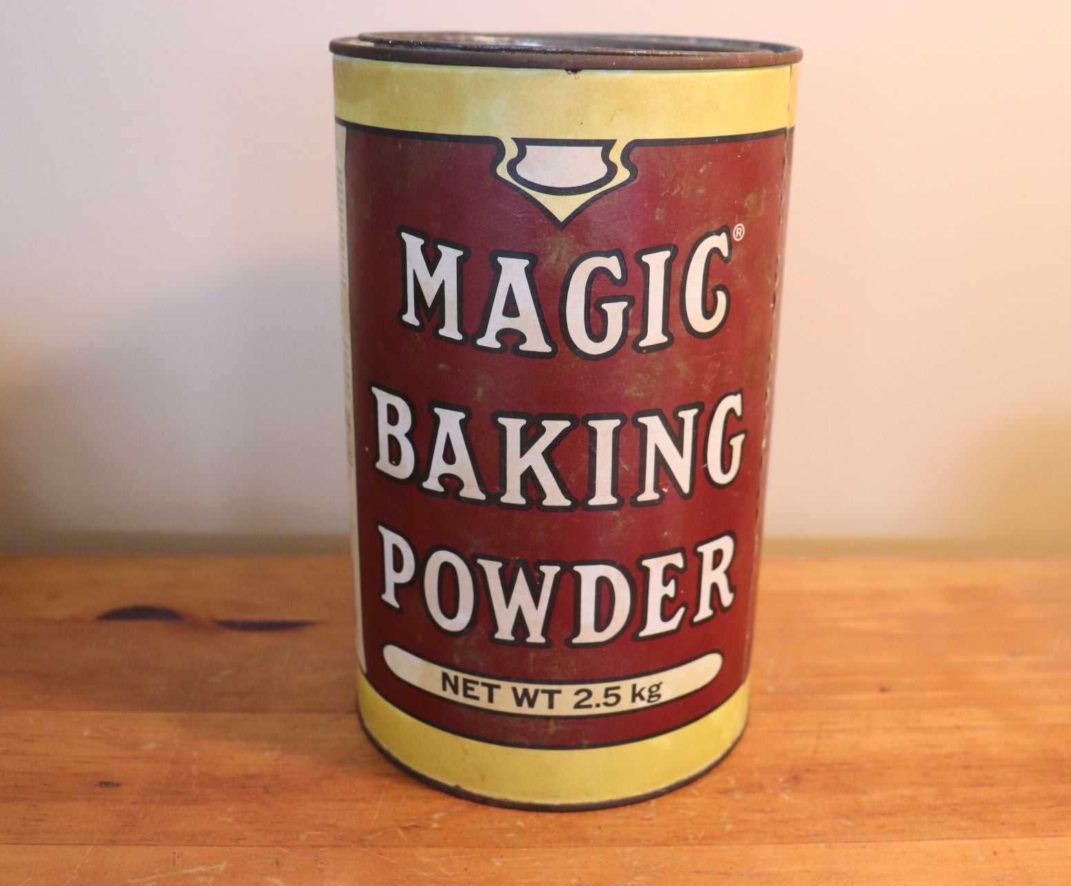 Vintage Large Magic Baking Powder Tin