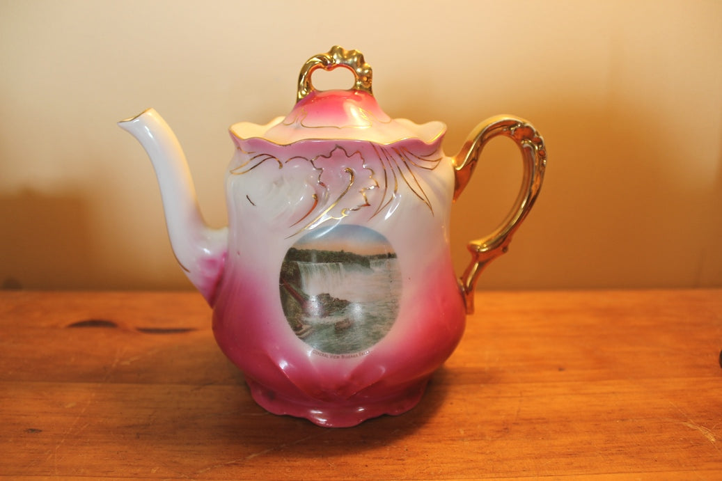 Old Niagara Falls Souvenir Tea Pot
