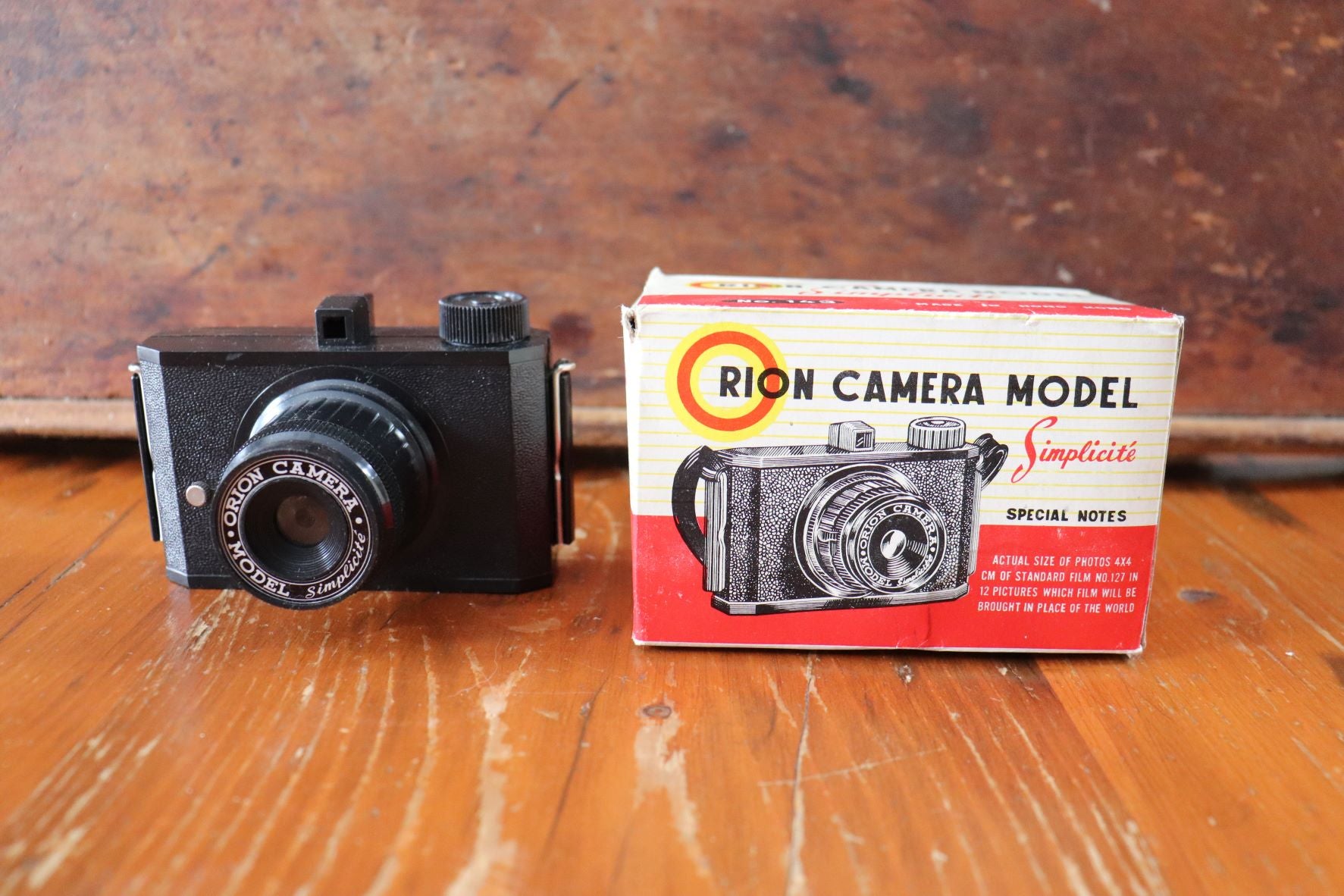 Vintage Orion Camera - Model Simplicite No. 143