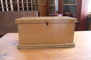 Vintage Small Size Pine Box