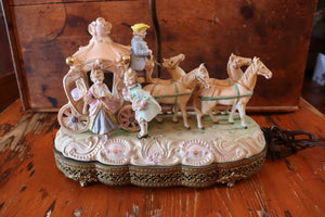 Vintage Victorian Capodimonte/Dresden Style Figural Table Lamp